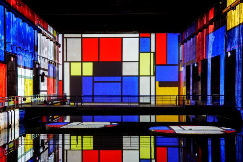bassins-des_lumieres_mondrian-exposition-bordeaux