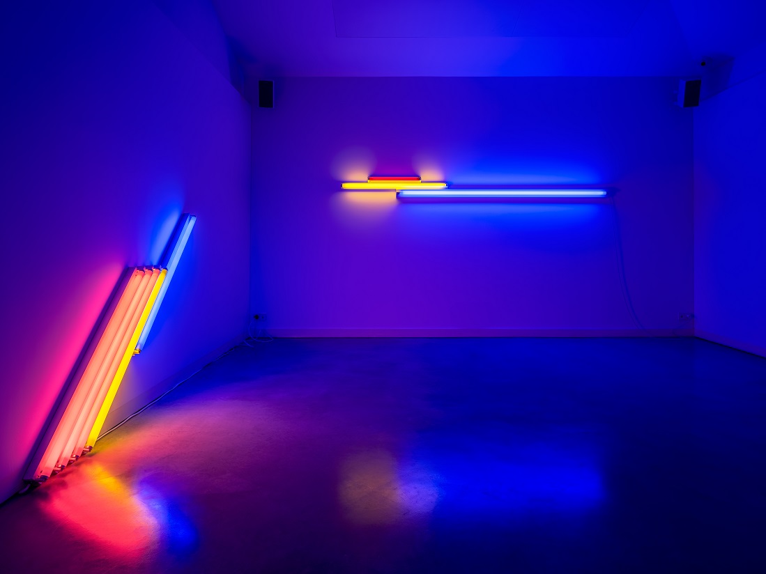 dan-flavin-chateau-chasse-spleen-exposition